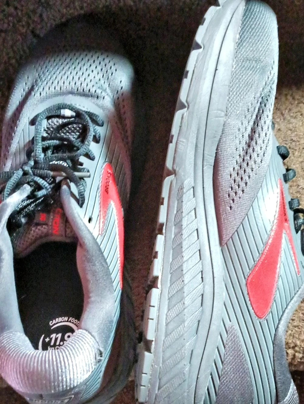 New Balance Athletic Shoes in Gray & Red
